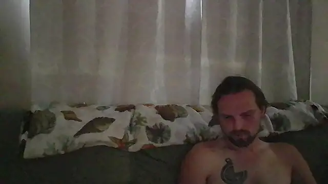 Snapshot of VitaminDrewFl chatting on 8, 7, 2026 VitaminDrewFl online show from 8, 7, 2026