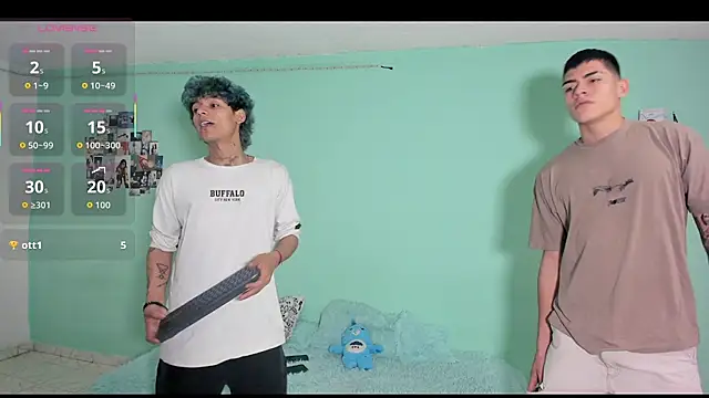 oliverhot2005 online show from 27, 10, 2025