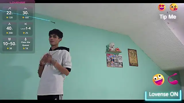 oliverhot2005 online show from 24, 10, 2025