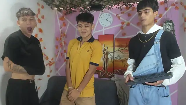 oliverhot2005 online show from 6, 11, 2025