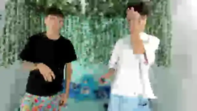 oliverhot2005 online show from 2, 12, 2025