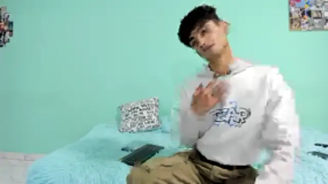 oliverhot2005 online show from 19, 10, 2025