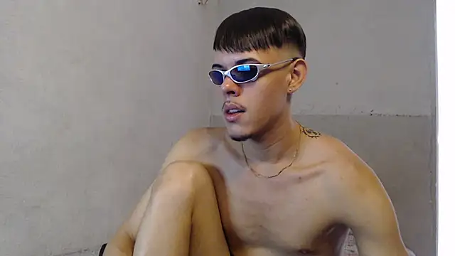 MicaelRian69 online show from 25, 10, 2025