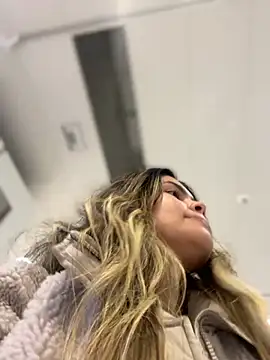 melanny10 online show from 13, 2, 2025