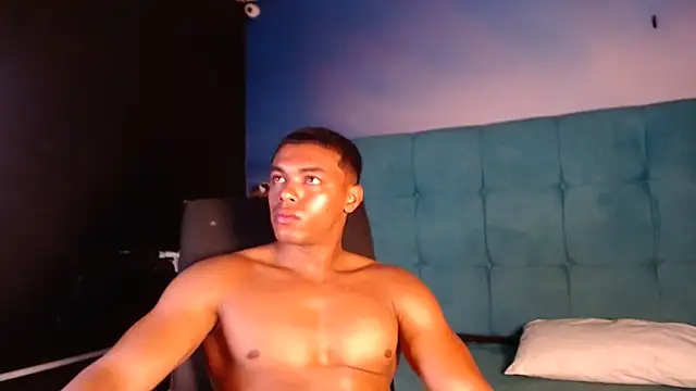 Snapshot of SexyBigCock01 chatting on 2, 12, 2025 SexyBigCock01 online show from 2, 12, 2025