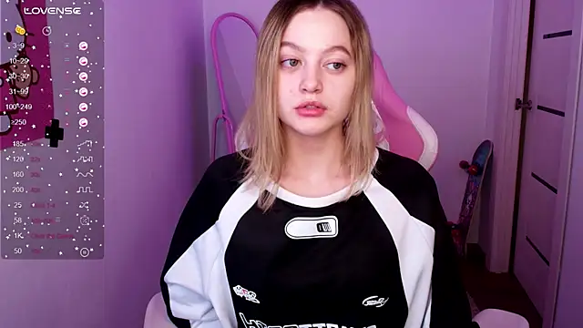 Snapshot of n0_nude chatting on 14, 1, 2025 n0 nude online show from 14, 1, 2025
