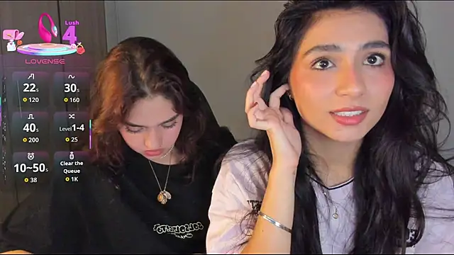 Snapshot of Dahian-peach chatting on 16, 11, 2025 Dahian-peach online show from 16, 11, 2025