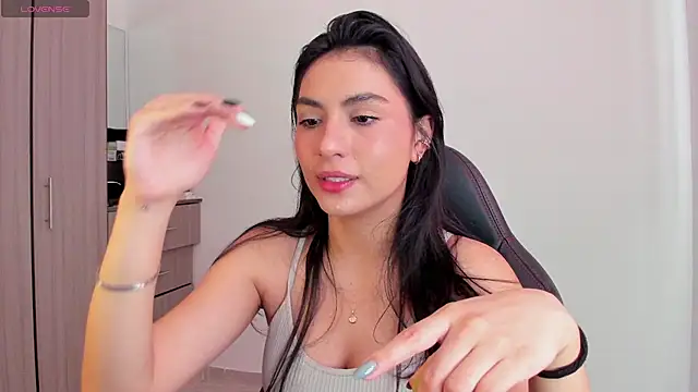 Snapshot of Dahian-peach chatting on 1, 10, 2025 Dahian-peach online show from 1, 10, 2025