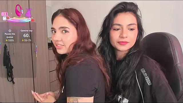 Snapshot of Dahian-peach chatting on 22, 11, 2025 Dahian-peach online show from 22, 11, 2025