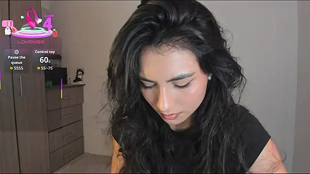 Snapshot of Dahian-peach chatting on 1, 11, 2025 Dahian-peach online show from 1, 11, 2025