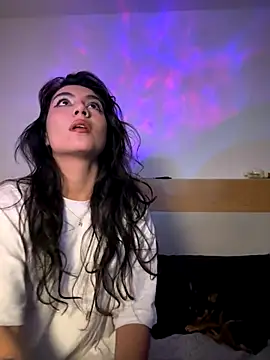 Snapshot of Dahian-peach chatting on 19, 11, 2025 Dahian-peach online show from 19, 11, 2025