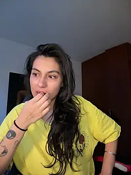 Snapshot of Dahian-peach chatting on 28, 5, 2026 Dahian-peach online show from 28, 5, 2026