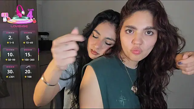 Snapshot of Dahian-peach chatting on 5, 11, 2025 Dahian-peach online show from 5, 11, 2025