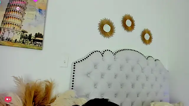 Ashleyjenner  online show from 3, 3, 2025