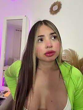 Ashleyjenner  online show from 14, 1, 2026