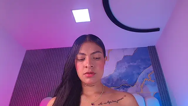 hot dione online show from 13, 4, 2026