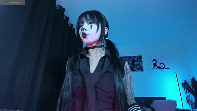 satanbabee online show from 11, 4, 2026