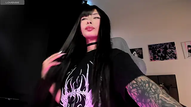 satanbabee online show from 24, 6, 2026