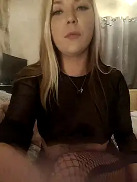 Snapshot of Kinkymilf56 chatting on 18, 2, 2025 Kinkymilf56 online show from 18, 2, 2025