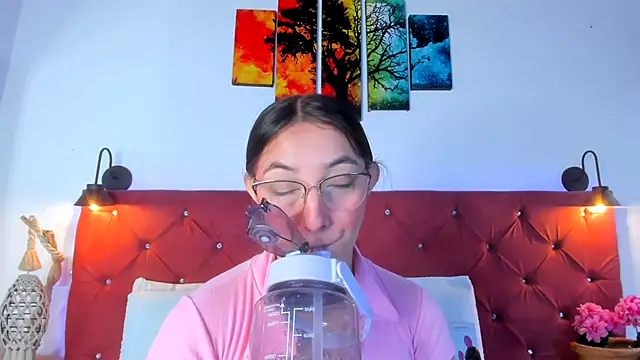 Ruth harvey  online show from 6, 11, 2025