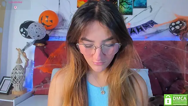 Ruth harvey  online show from 24, 10, 2025