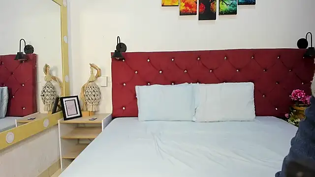 Ruth harvey  online show from 26, 11, 2025