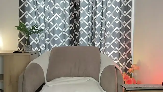 alyjonesoficiall online show from 5, 4, 2026