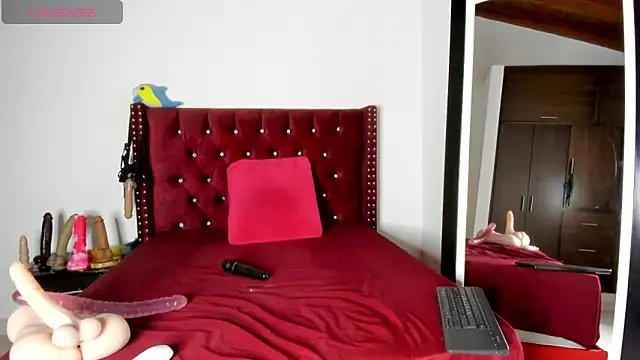 sophivans milf online show from 23, 3, 2026