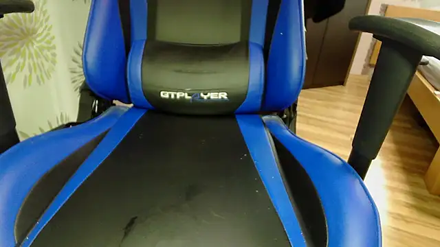 Jonnyyy18teen online show from 15, 11, 2025