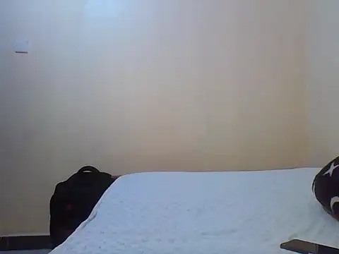 princess-cutie12 online show from 7, 4, 2026