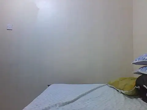 princess-cutie12 online show from 21, 9, 2025