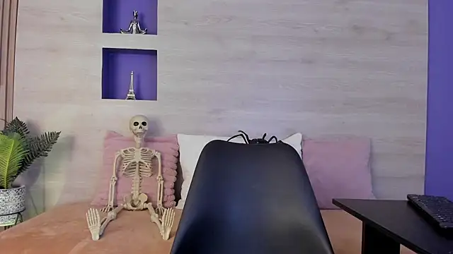 Dakotagloss online show from 17, 10, 2025