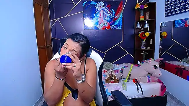 EmilyTsSweet online show from 18, 9, 2025