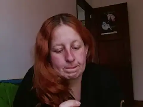 ViioletaMora online show from 4, 11, 2025