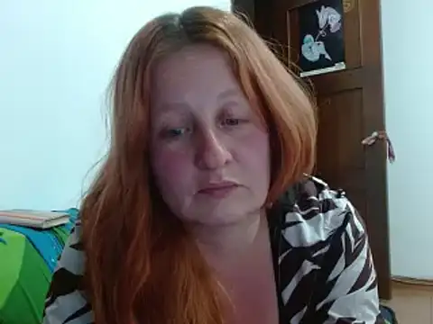 ViioletaMora online show from 27, 10, 2025