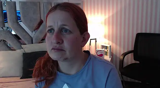 ViioletaMora online show from 19, 3, 2025