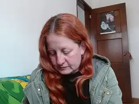 ViioletaMora online show from 18, 10, 2025