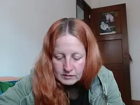 ViioletaMora online show from 29, 10, 2025