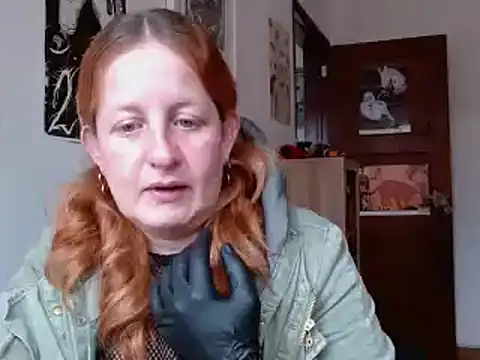 ViioletaMora online show from 8, 4, 2026