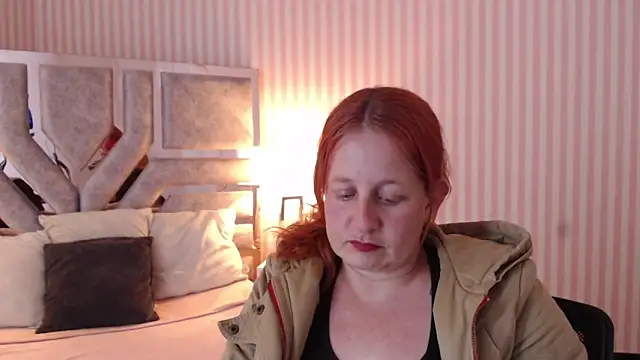 ViioletaMora online show from 19, 3, 2025