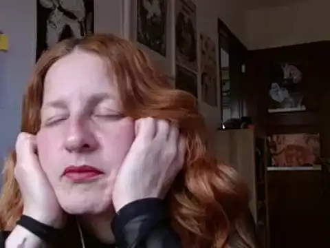 Snapshot of ViioletaMora chatting on 4, 6, 2026 ViioletaMora online show from 4, 6, 2026