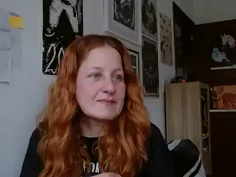 Snapshot of ViioletaMora chatting on 1, 6, 2026 ViioletaMora online show from 1, 6, 2026