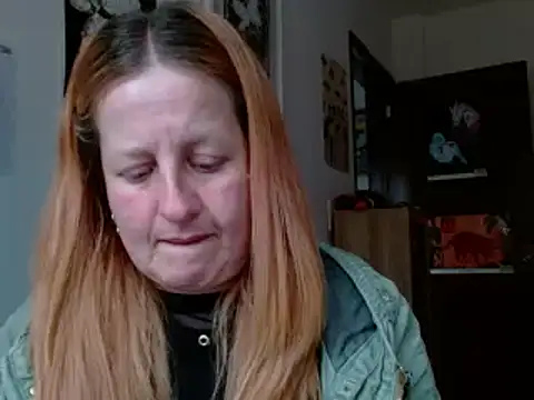 ViioletaMora online show from 13, 4, 2026