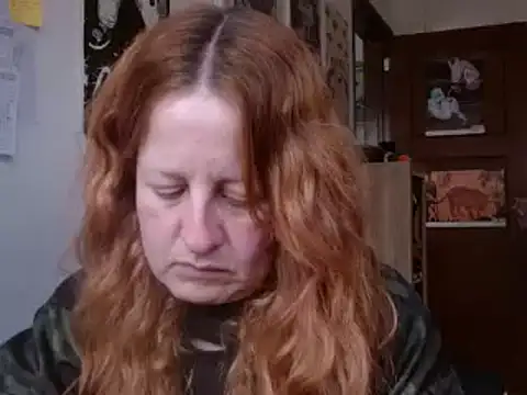 ViioletaMora online show from 10, 6, 2026