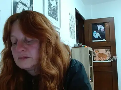 Snapshot of ViioletaMora chatting on 14, 5, 2026 ViioletaMora online show from 14, 5, 2026