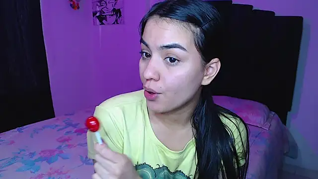 Snapshot of Ariel_Zeo1 chatting on 1, 6, 2026 Ariel Zeo1 online show from 1, 6, 2026
