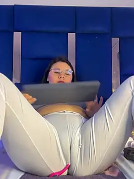 alice love052 online show from 16, 4, 2026