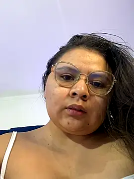 Snapshot of alice_love052 chatting on 15, 11, 2025 alice love052 online show from 15, 11, 2025