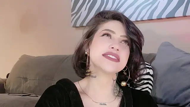 Hannah Borbon online show from 8, 1, 2026