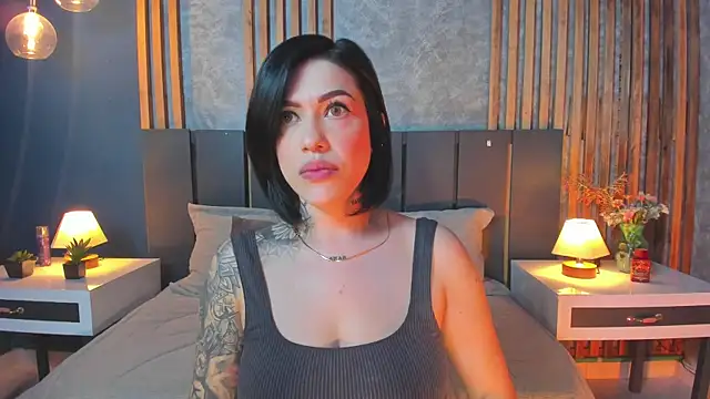 Hannah Borbon online show from 27, 2, 2025